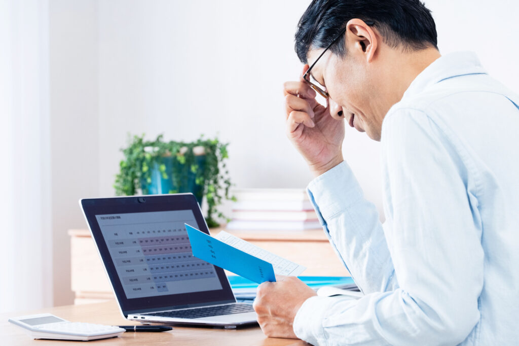 高年齢雇用継続給付金とは?60歳以降の給与減で受け取れる可能性がある給付をわかりやすく解説