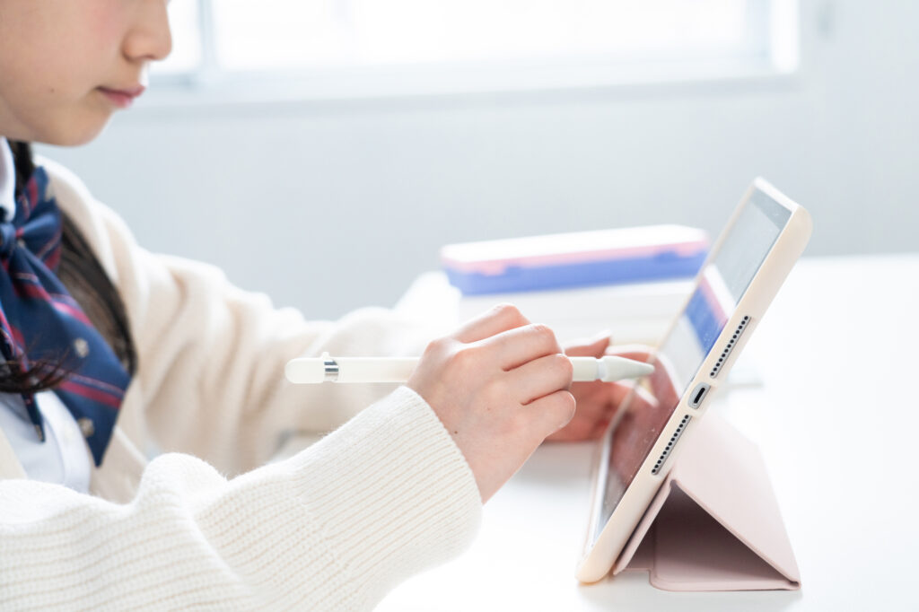 Google Classroom完全ガイド｜ログイン・クラス参加・課題提出・採点・保護者機能までやさしく解説